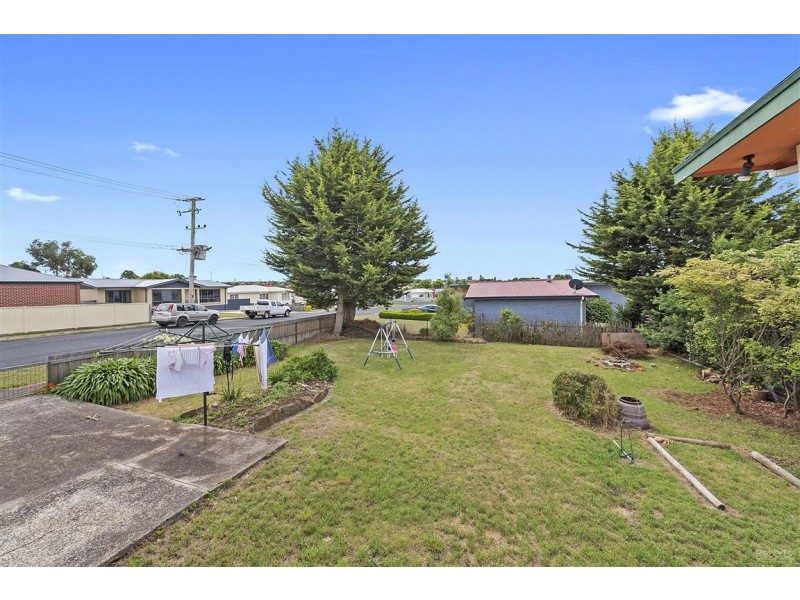 28 Middle Road, Devonport TAS 7310