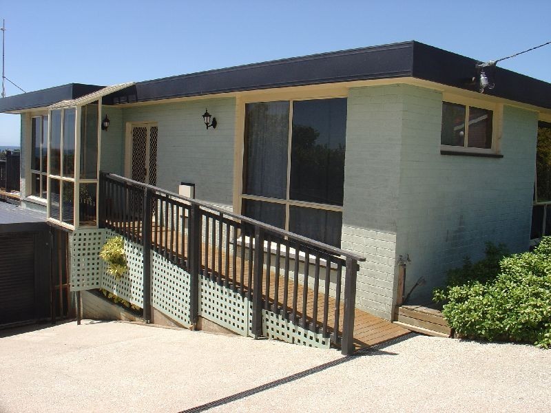 2 Illalangi Drive, East Devonport TAS 7310