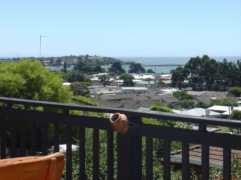 2 Illalangi Drive, East Devonport TAS 7310
