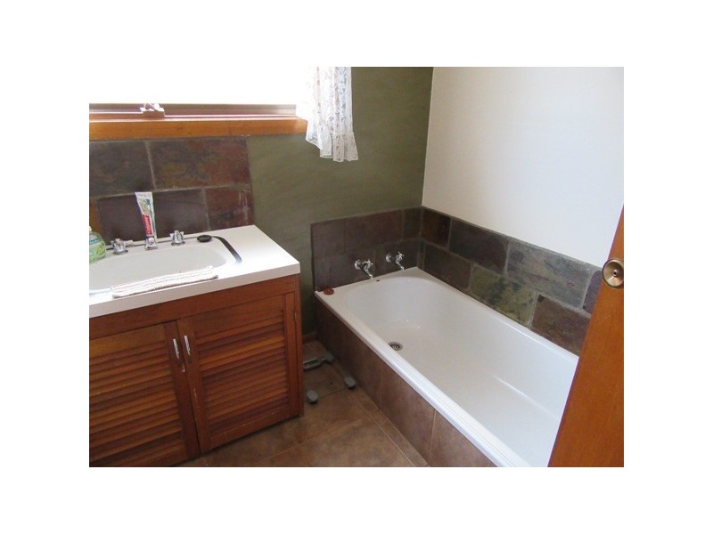 6 Wiena Crescent, Miandetta TAS 7310