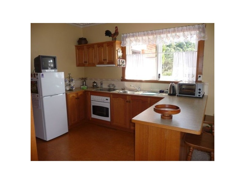 6 Devonport Road, Quoiba TAS 7310