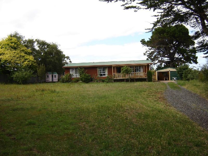 98 Torquay Road, East Devonport TAS 7310