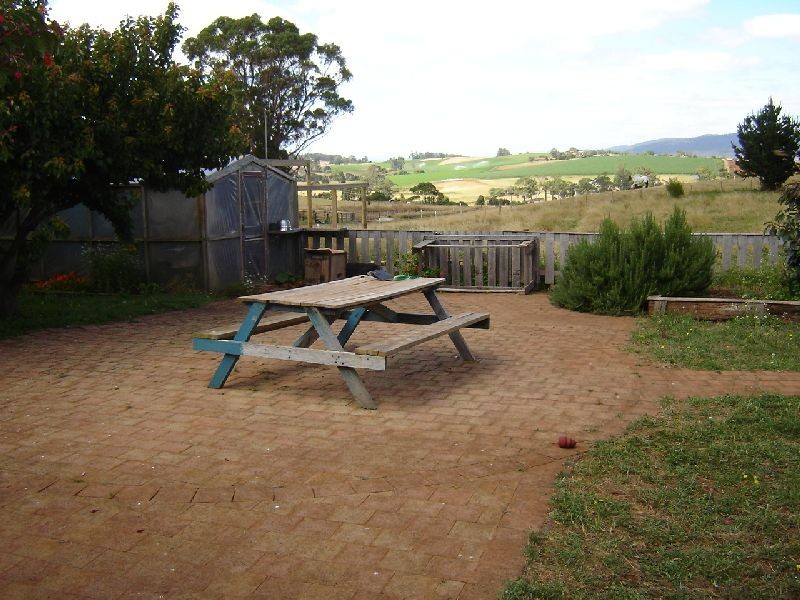 98 Torquay Road, East Devonport TAS 7310