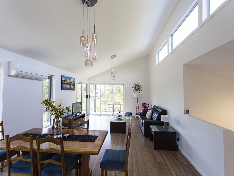 Unit 2 66 Surrey Street, Devonport TAS 7310