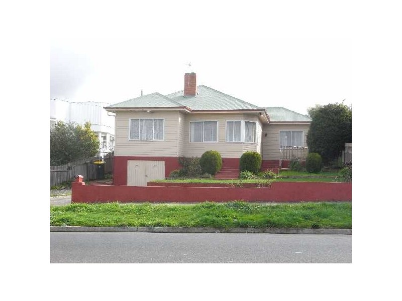 69 William Street, Devonport TAS 7310