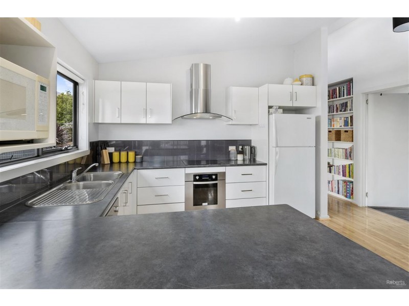 6 Hedstrom Drive, Stony Rise TAS 7310
