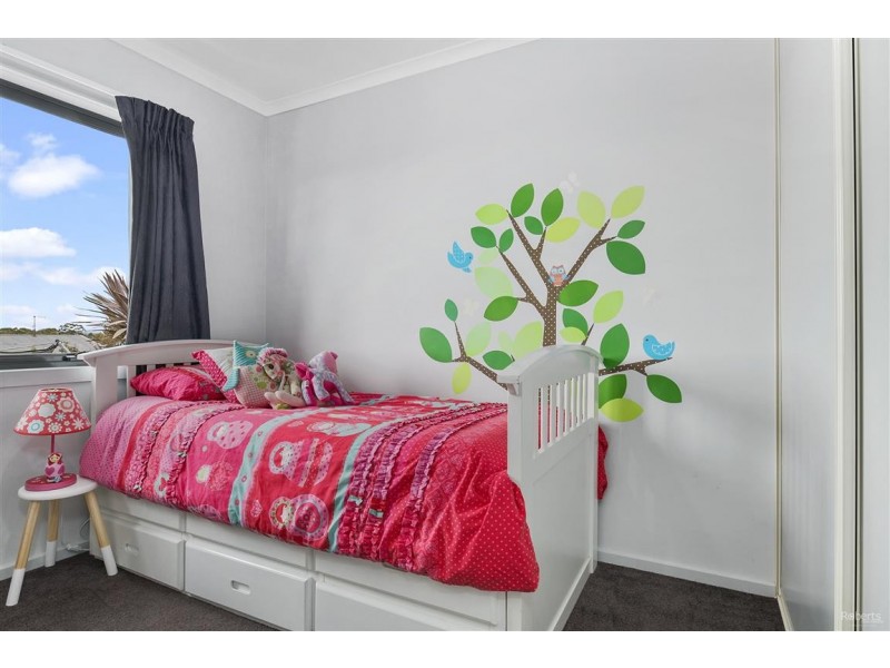 6 Hedstrom Drive, Stony Rise TAS 7310