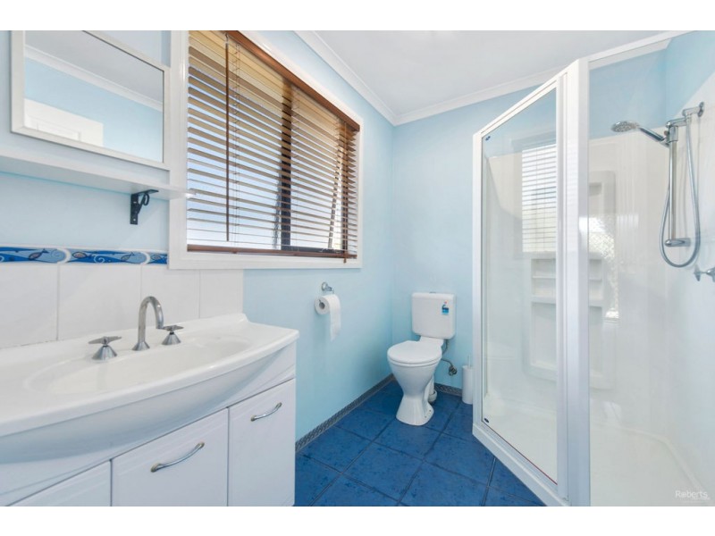37 Hillcrest Road, Devonport TAS 7310