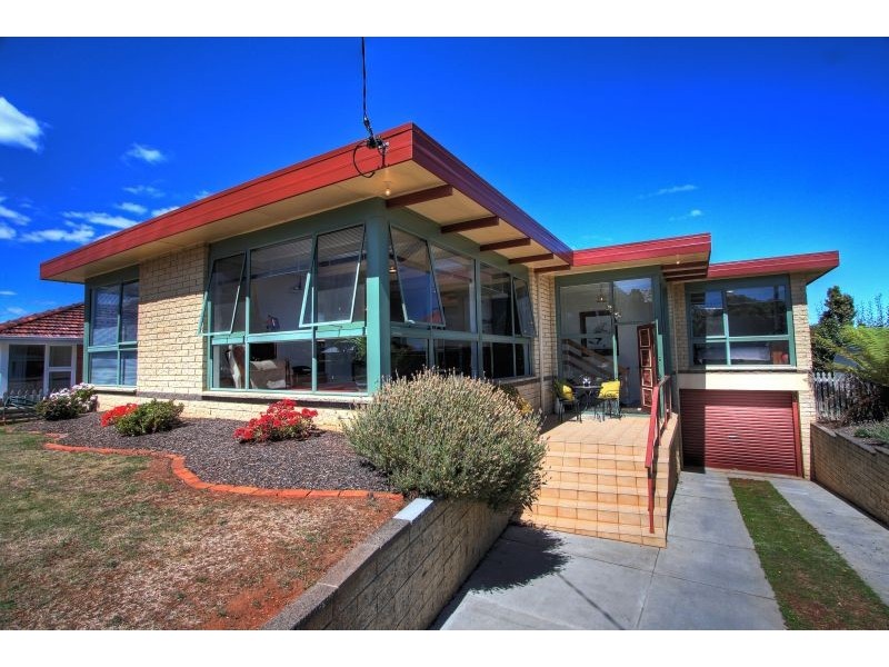 6 Haines Place, Devonport TAS 7310