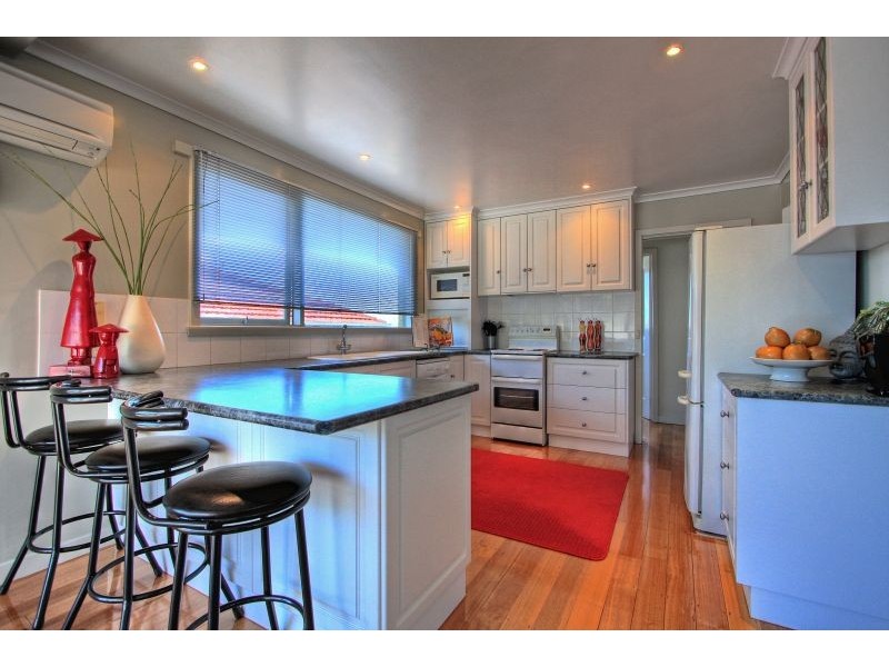 6 Haines Place, Devonport TAS 7310