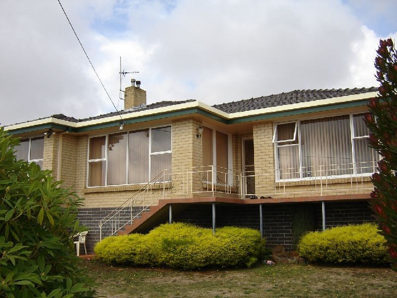 2 Ash Court, Devonport TAS 7310