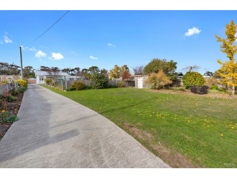 55 Devonport Road, Quoiba TAS 7310