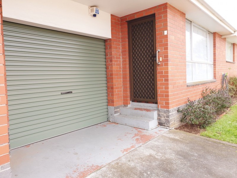 2/151-153 Tarleton Street, East Devonport TAS 7310
