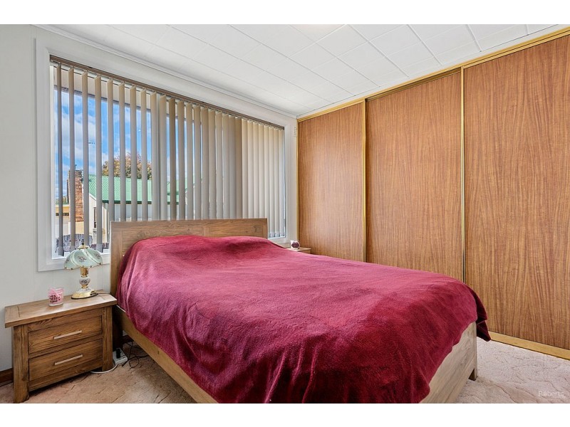90 George Street, Devonport TAS 7310