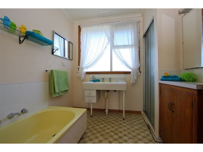 11 McBride Street, Devonport TAS 7310