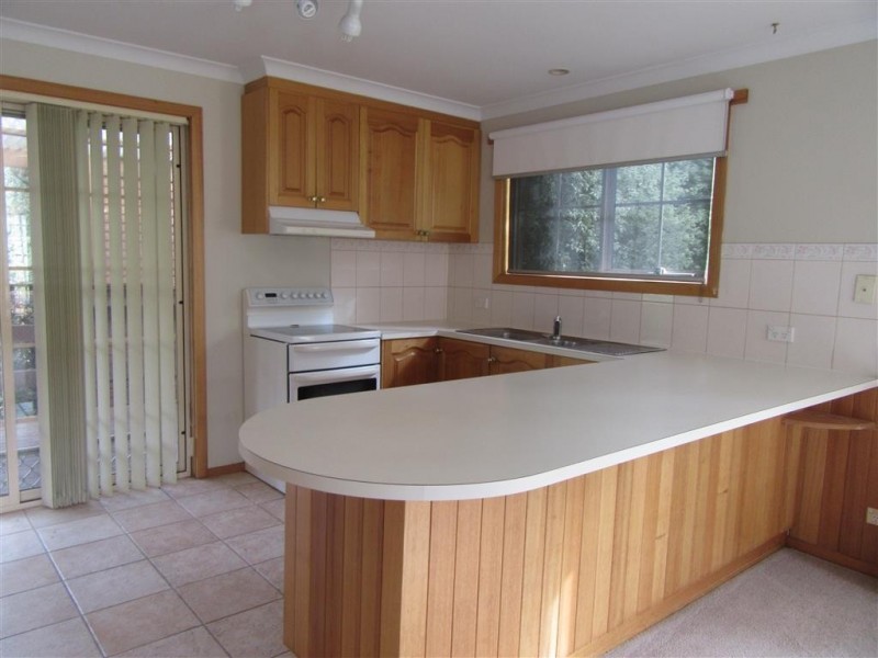 40 Lawrence Drive, Devonport TAS 7310