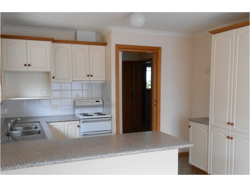 1/10 Pelion Place, Devonport TAS 7310