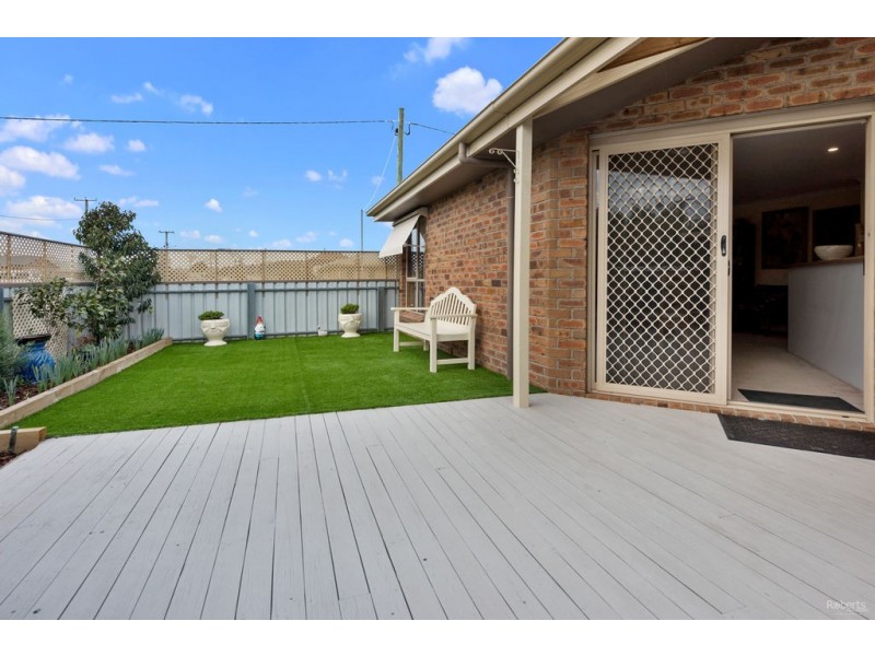 2/120 Bradshaw Street, Latrobe TAS 7307
