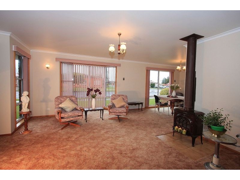 1/147 Gunn Street, Devonport TAS 7310