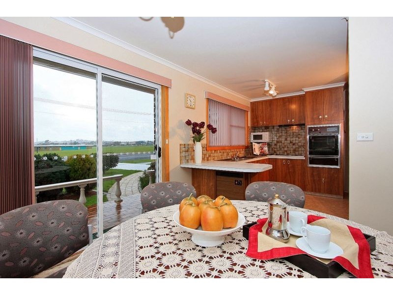 1/147 Gunn Street, Devonport TAS 7310