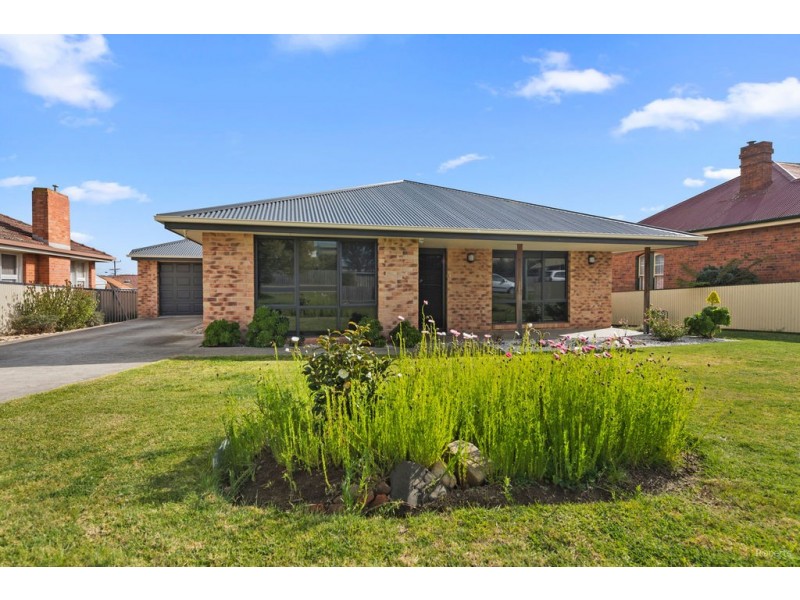 152 David Street, East Devonport TAS 7310