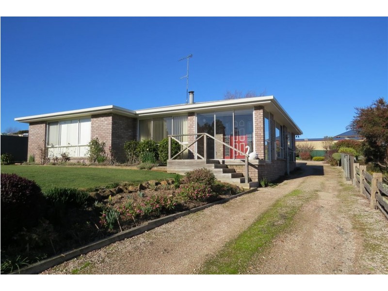 156 Main Street, Sheffield TAS 7306