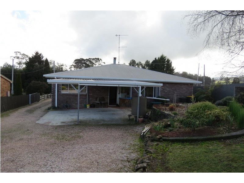 156 Main Street, Sheffield TAS 7306