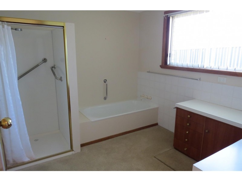 156 Main Street, Sheffield TAS 7306