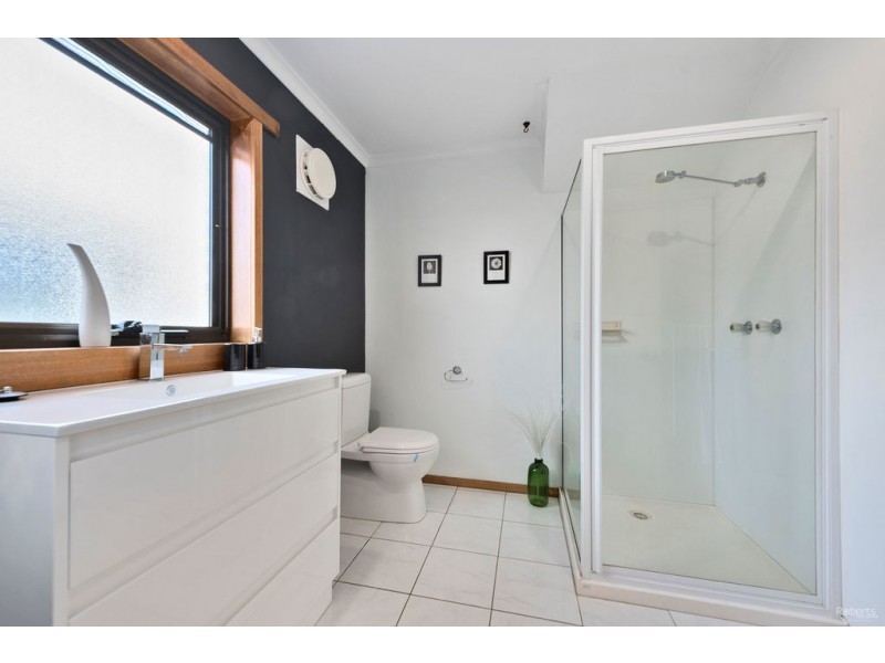 120 Ronald Street, Devonport TAS 7310