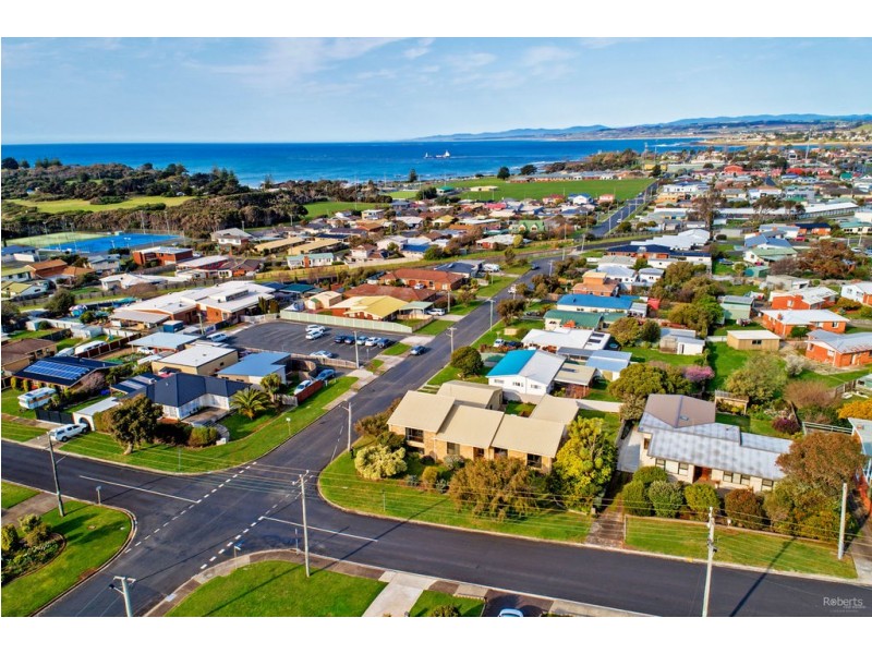 120 Ronald Street, Devonport TAS 7310