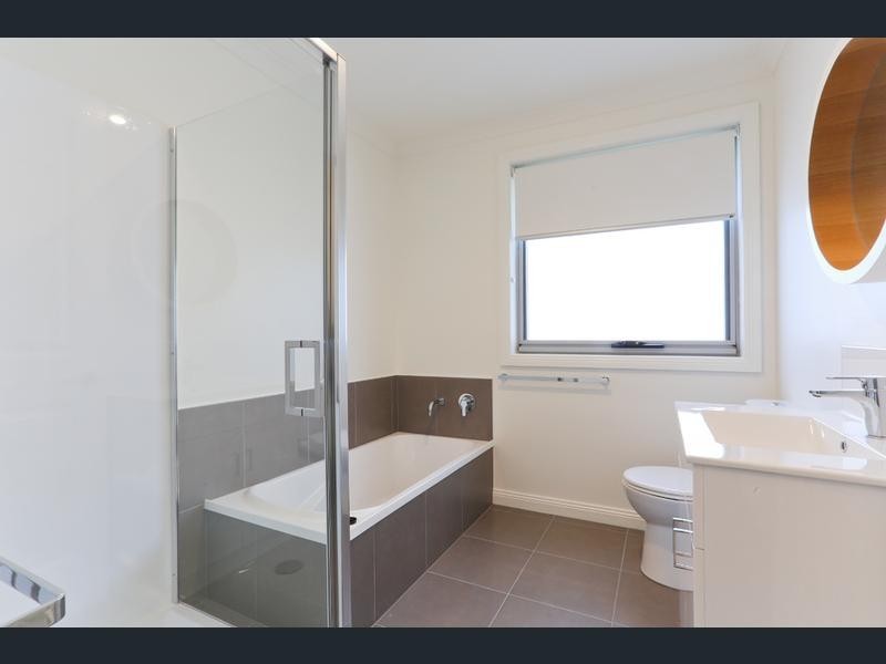 6 Charlotte Gardens, Devonport TAS 7310