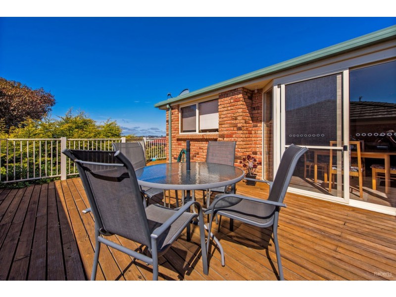 3/100a Nicholls Street, Devonport TAS 7310
