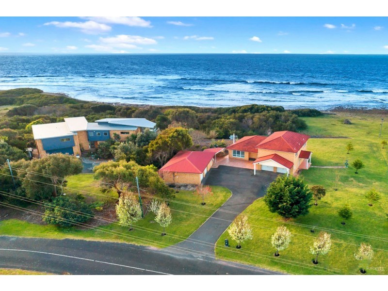 99 Beach Road, Leith TAS 7315
