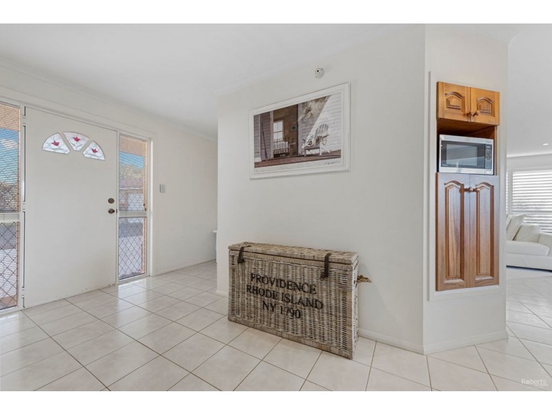 99 Beach Road, Leith TAS 7315