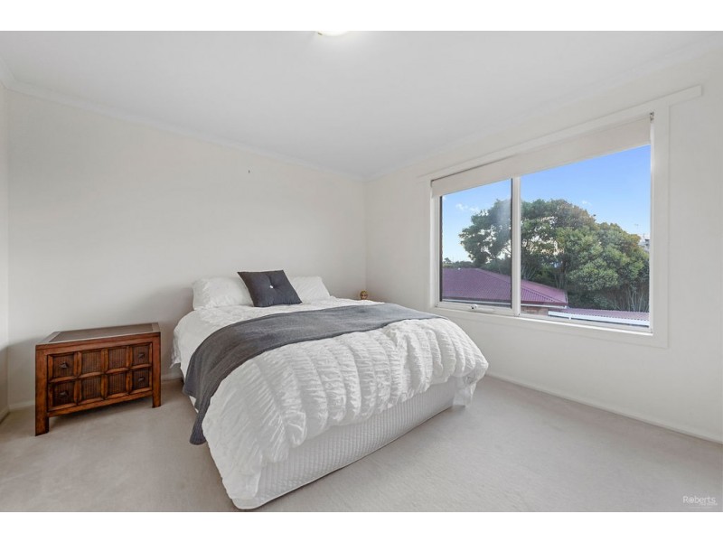 99 Beach Road, Leith TAS 7315