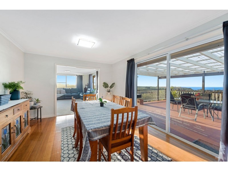 15 Haines Place, Devonport TAS 7310