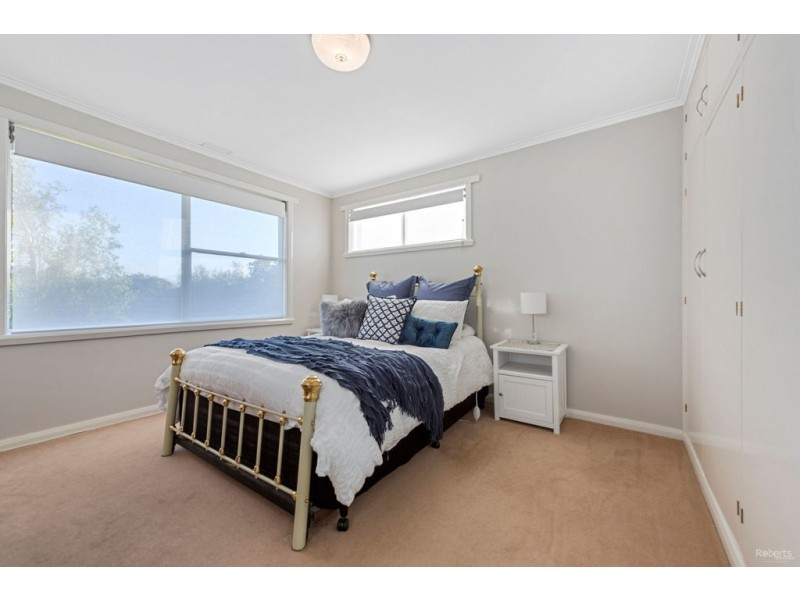 15 Haines Place, Devonport TAS 7310