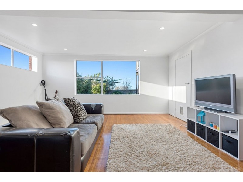 15 Haines Place, Devonport TAS 7310