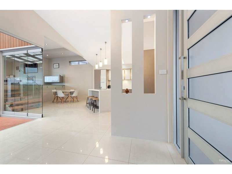 198 Parker Street, Devonport TAS 7310