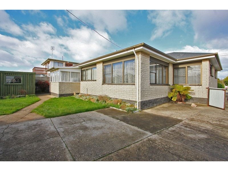 12 Chettle Street, Devonport TAS 7310