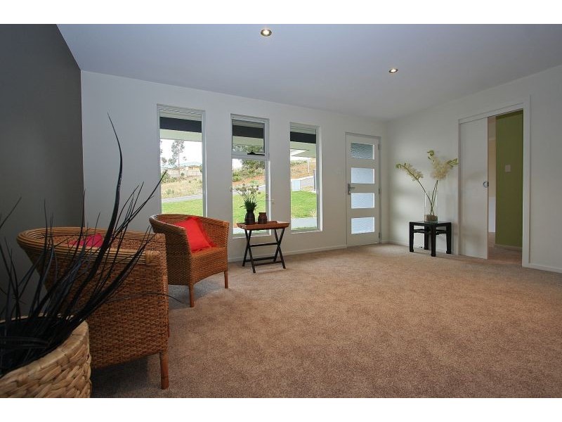 25 Hedstrom Drive, Devonport TAS 7310