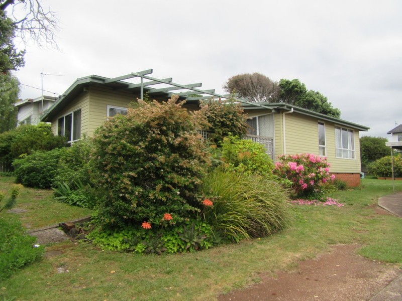 145 Upper George Street, Devonport TAS 7310