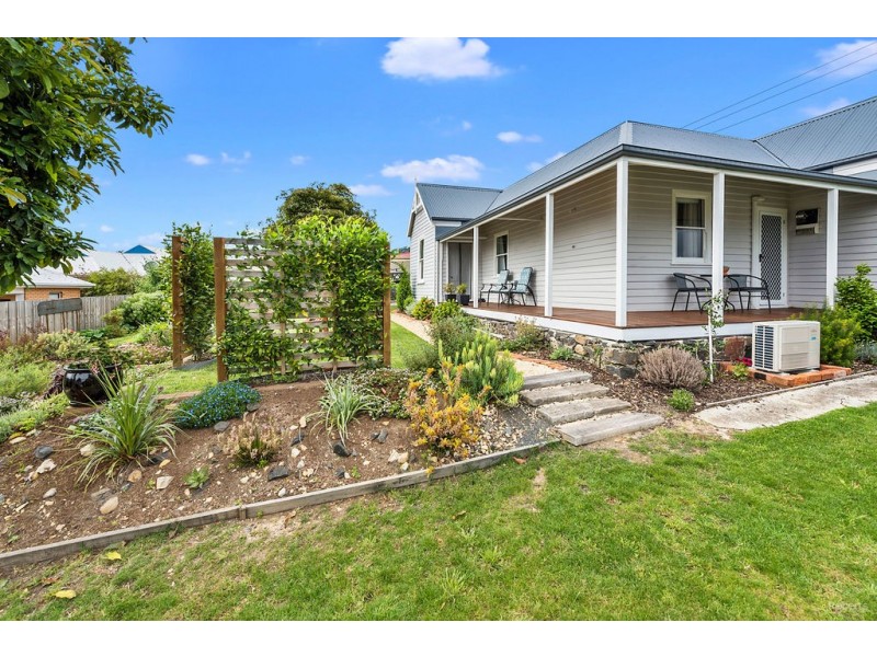 9 Shaw Street, Ulverstone TAS 7315
