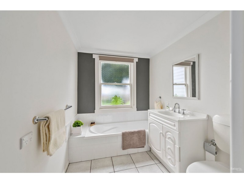 9 Shaw Street, Ulverstone TAS 7315