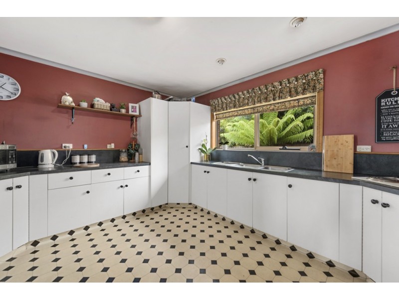 38 Hillcrest Road, Devonport TAS 7310