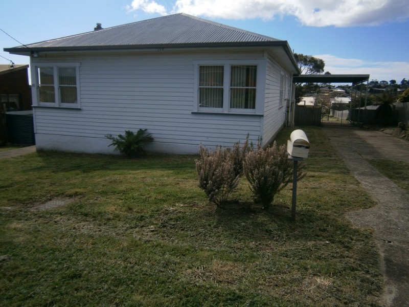 31 Torquay Road, East Devonport TAS 7310