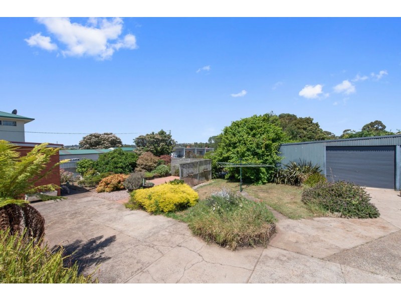 29 Middle Road, Devonport TAS 7310