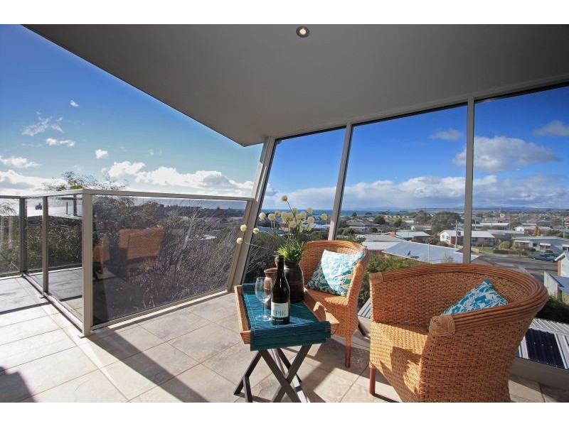 114 Ronald Street, Devonport TAS 7310