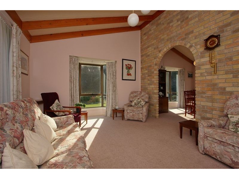 38 Winifred Avenue, Acacia Hills TAS 7306