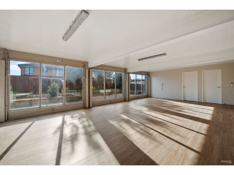 16 Haines Place, Devonport TAS 7310